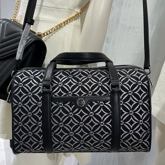 MICHAEL KORS JST TRAVEL MEDIUM DUFFLE SATCHEL SHOULDER CROSSBODY BAG MK BLACK - Picture 16 of 16